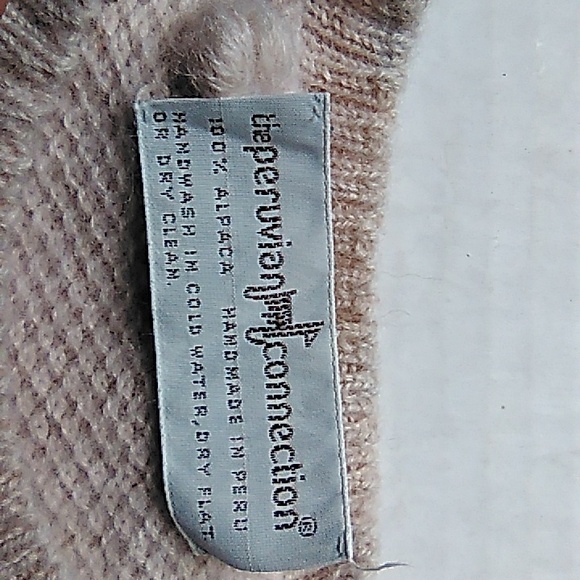 Peruvian Connection sweater - Picture 9 of 17